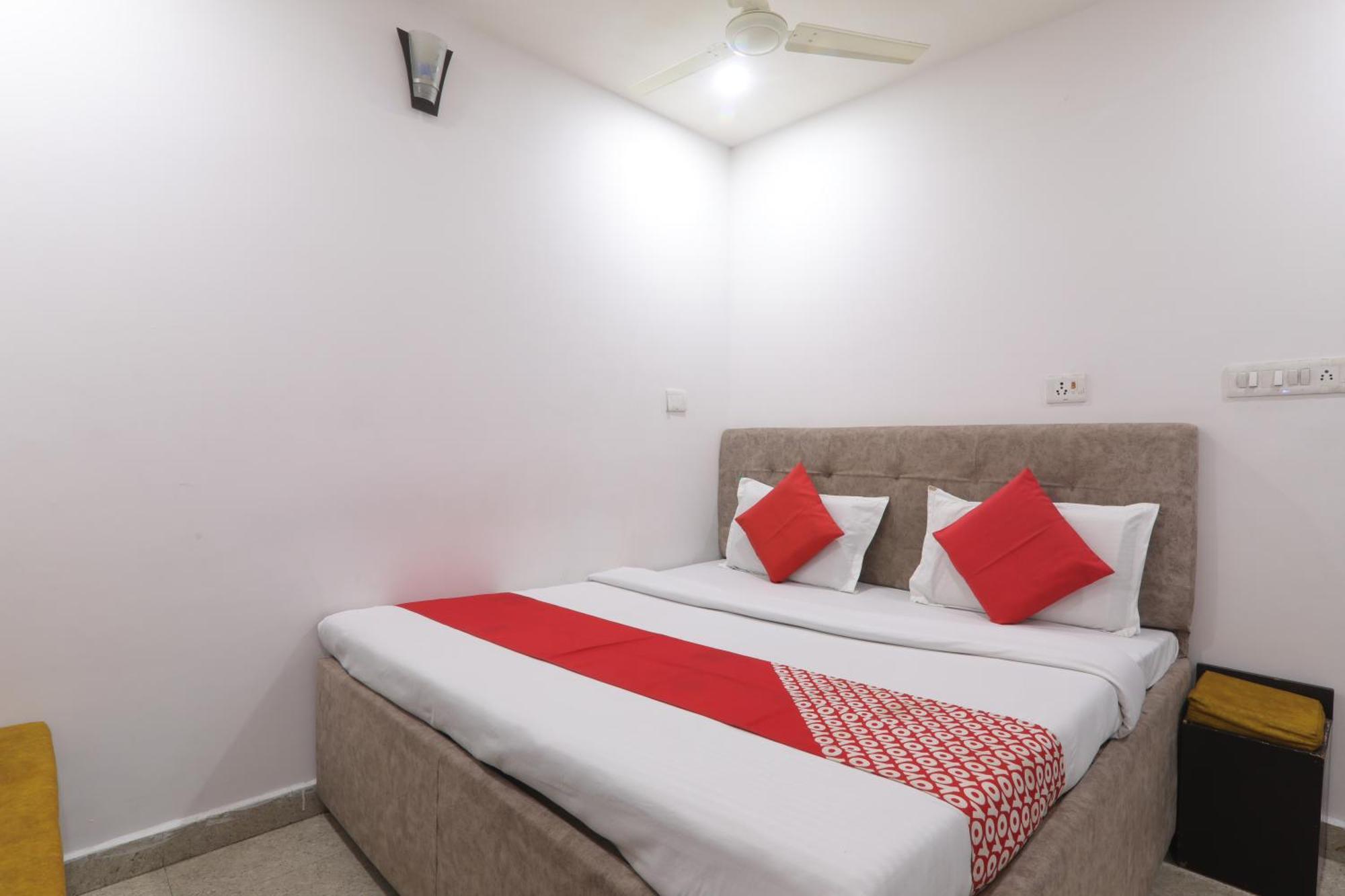 Hotel Budget Friendly Metro Regency